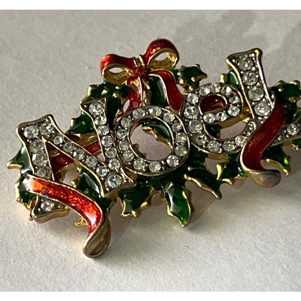 Noel Christmas Brooch